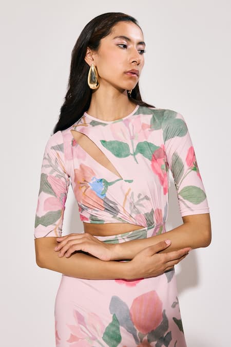 Twinkle Hanspal_Pink Jersey Round Neck Floral Print Maxi Dress _Online_at_Aza_Fashions