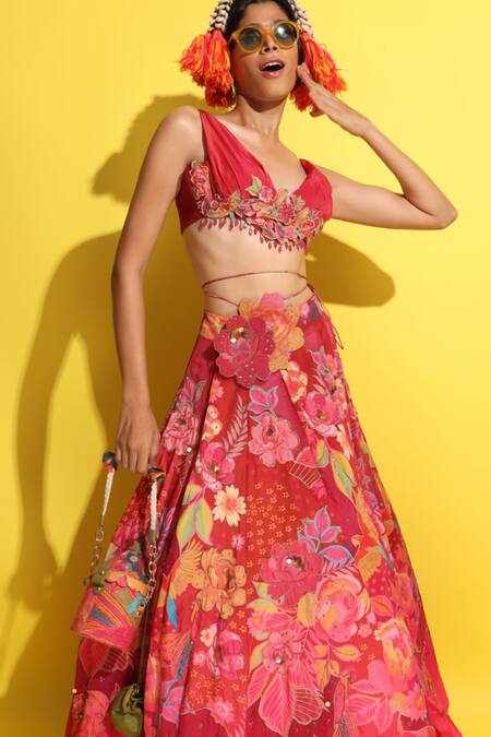 Rishi and Vibhuti Red Crepe Sequins, Cut Work, Embroidery, Zari V-neck Hand Crimson Lehenga Set Online at Aza Fashions Rishi and Vibhuti_Red Crepe Sequins, Cut Work, Embroidery, Zari V-neck Hand Crimson Lehenga Set _Online_at_Aza_Fashions