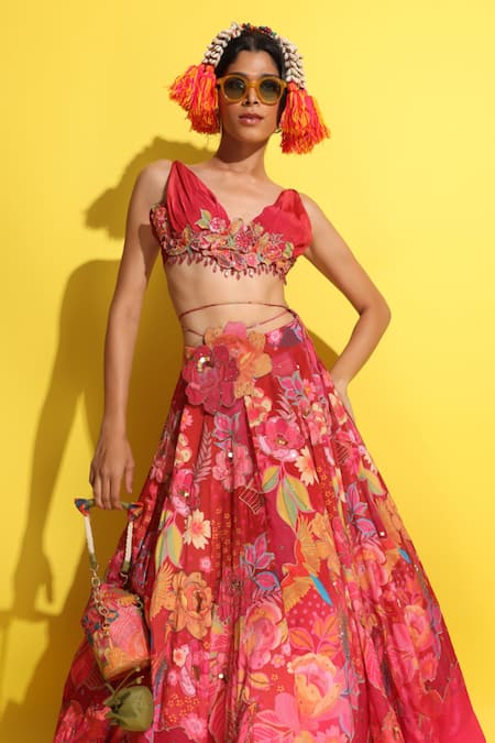 Buy Rishi and Vibhuti Red Crepe Sequins, Cut Work, Embroidery, Zari V-neck Hand Crimson Lehenga Set Online at Aza Fashions Buy_Rishi and Vibhuti_Red Crepe Sequins, Cut Work, Embroidery, Zari V-neck Hand Crimson Lehenga Set _Online_at_Aza_Fashions