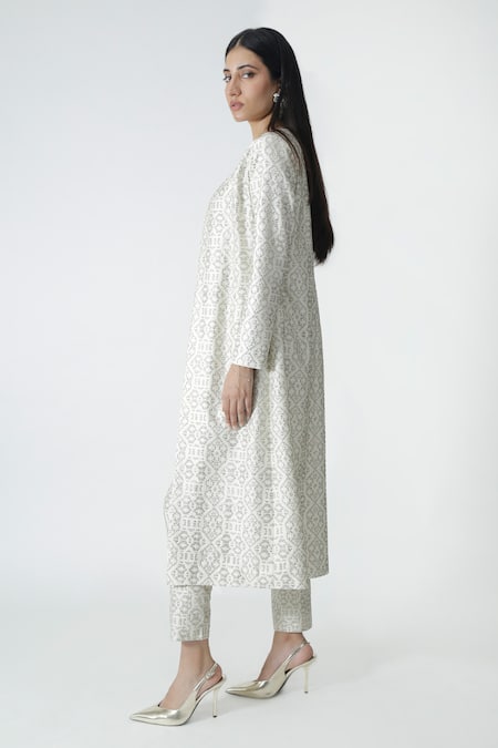 Chhaya Mehrotra_Ivory Brocade, Chanderi Rhinestones Plunge Neck, Embellished Jacket Pant Set _at_Aza_Fashions