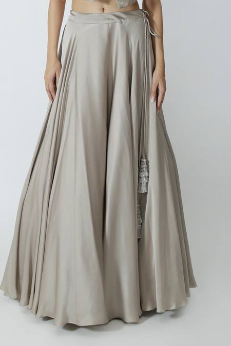 Chhaya Mehrotra_Silver Brocade, Silk Satin Bows, Embroidery Plain Lehenga With Floral Blouse _Online_at_Aza_Fashions