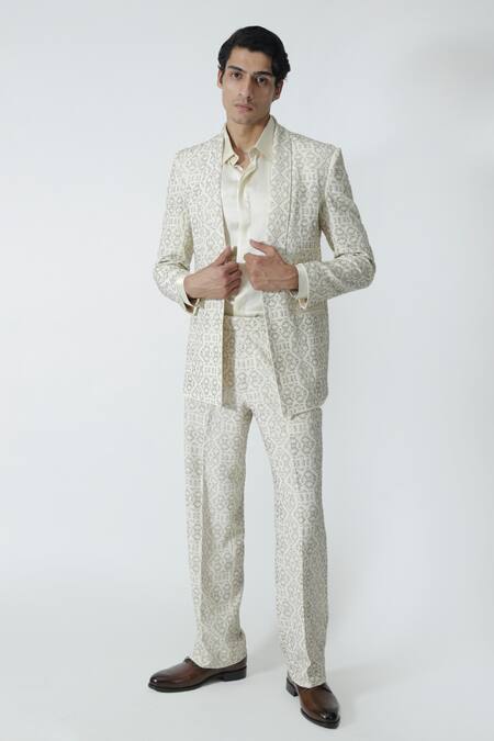 Buy_Chhaya Mehrotra_Ivory Silk Rhinestones Embellished Jacket 