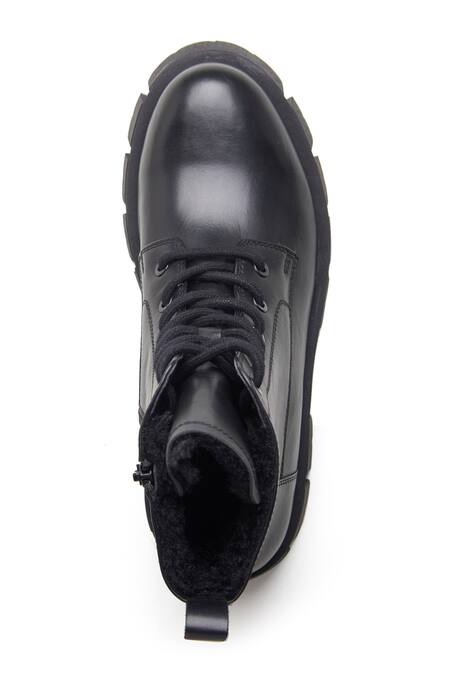Buy_Dang Shoes_Black Plain Lace Up Designer Boots _Online_at_Aza_Fashions