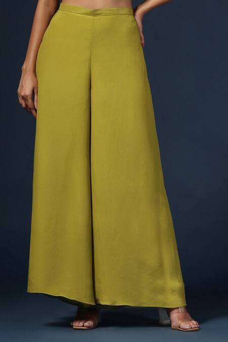 Two Sisters By Gyans Green Georgette Sequins, Cut Embroidered Waistband Pre-draped Saree Pant Set Online at Aza Fashions Two Sisters By Gyans_Green Georgette Sequins, Cut Embroidered Waistband Pre-draped Saree Pant Set _Online_at_Aza_Fashions