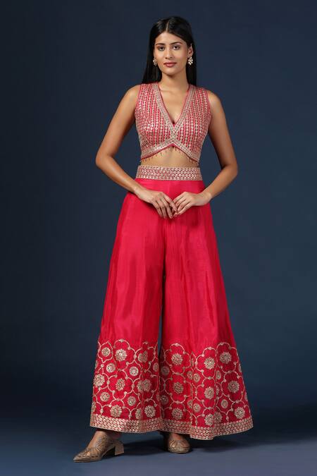 Two Sisters By Gyans Fuchsia Georgette Sequins V-neck Floral Embroidered Cape Sharara Set Online at Aza Fashions Two Sisters By Gyans_Fuchsia Georgette Sequins V-neck Floral Embroidered Cape Sharara Set_Online_at_Aza_Fashions