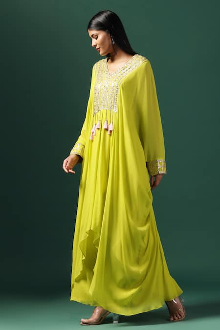 Two Sisters By Gyans_Green Georgette Tassels V-neck Floral Sequin Embroidered Kaftan And Pant Set _at_Aza_Fashions