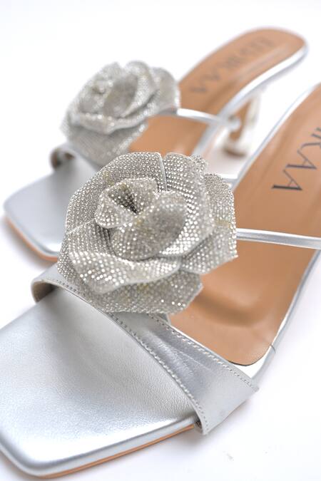 Buy_Elviraa By Pranali A Oswal_Silver Rhinestones Bloom Sculptural Heels 