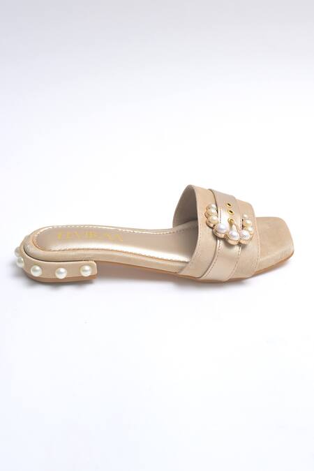 Buy_Elviraa By Pranali A Oswal_Gold Pearl Buckle Flats _Online_at_Aza_Fashions