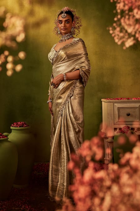 Manvi Kapoor Green Silk, Tissue, Satin Sequins, Cut Work Floral Vine Embroidered Saree Set Online at Aza Fashions Manvi Kapoor_Green Silk, Tissue, Satin Sequins, Cut Work Floral Vine Embroidered Saree Set _Online_at_Aza_Fashions
