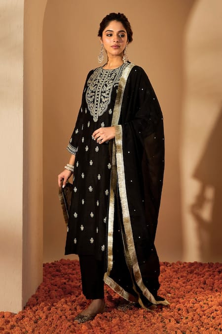 Buy_Roohbyridhimaa_Black Silk Organza, Viscose Sequins, Gota Patti, Zari Embroidered Kurta Set _Online_at_Aza_Fashions