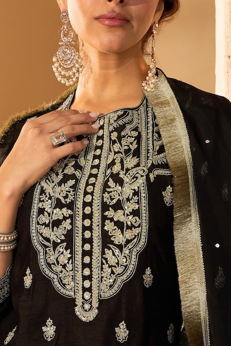 Roohbyridhimaa_Black Silk Organza, Viscose Sequins, Gota Patti, Zari Embroidered Kurta Set _at_Aza_Fashions