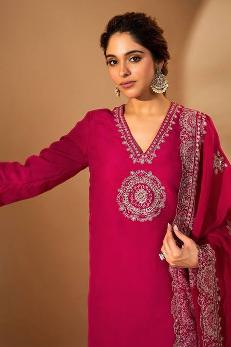 Roohbyridhimaa_Fuchsia Silk Organza Zari, Sequins, Embroidery V-neck Kurta Set _at_Aza_Fashions