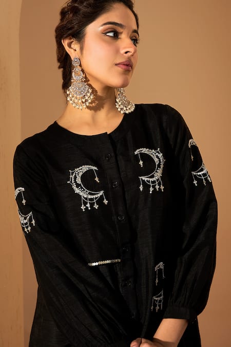 Buy_Roohbyridhimaa_Black Cotton, Silk Sequins, Zari Round Neck Embroidered Kurta Set _Online_at_Aza_Fashions