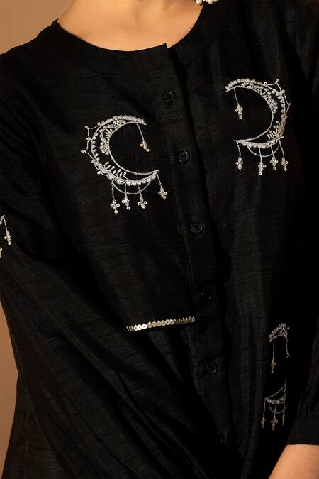 Buy_Roohbyridhimaa_Black Cotton, Silk Sequins, Zari Round Neck Embroidered Kurta Set 
