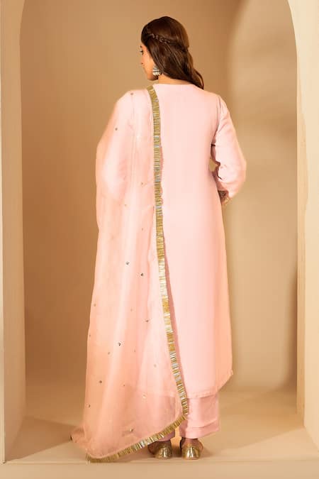 Roohbyridhimaa Pleated Sequin Work Kurta Set 