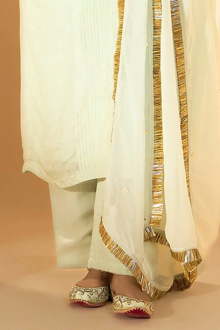 Buy Roohbyridhimaa Green Chiffon Sequins, Gota Patti V-neck Pastel Embroidered Kurta Set Online at Aza Fashions Buy_Roohbyridhimaa_Green Chiffon Sequins, Gota Patti V-neck Pastel Embroidered Kurta Set _Online_at_Aza_Fashions