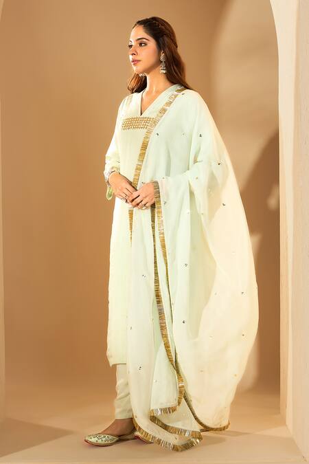 Shop Roohbyridhimaa Green Chiffon Sequins, Gota Patti V-neck Pastel Embroidered Kurta Set Online at Aza Fashions Shop_Roohbyridhimaa_Green Chiffon Sequins, Gota Patti V-neck Pastel Embroidered Kurta Set _Online_at_Aza_Fashions