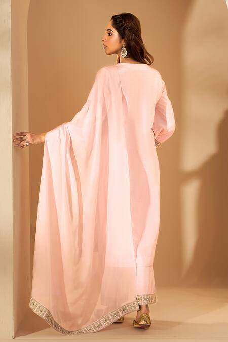 Roohbyridhimaa Zardozi Embroidered Pink Kurta Set 