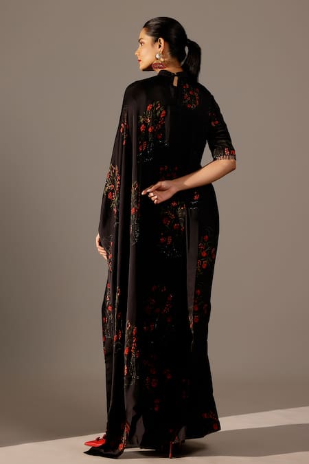 Studio Surbhi Black Abstract Printed Pre-Draped Saree Set 