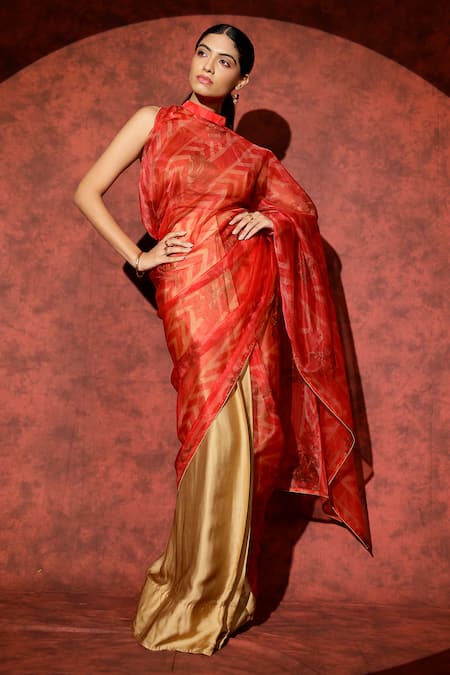 Shop_Studio Surbhi_Red Organza, Georgette V-neck Geometric Printed Pre-draped Saree Set _Online_at_Aza_Fashions