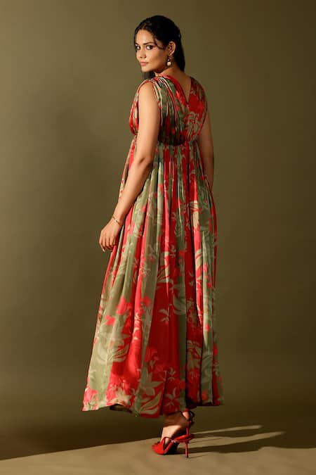 Studio Surbhi Floral Print Pleated Kurta Pant Set 