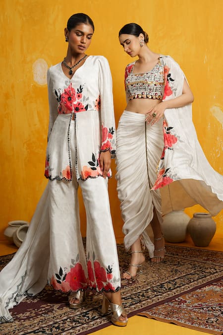 Shop Day And Mood White Crepe Mirrors, Embroidery V-neck Floral Kurta Set at Aza Fashions Shop_Day And Mood_White Crepe Mirrors, Embroidery V-neck Floral Kurta Set _at_Aza_Fashions