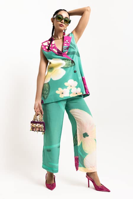 DAY AND MOOD Floral Print Blazer & Pant Set 