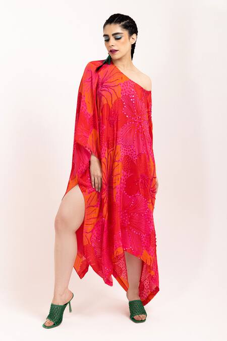 Shop_Day And Mood_Red Crepe Sequins, Embroidery Asymmetric Floral Print Kaftan Kurta Set _Online_at_Aza_Fashions