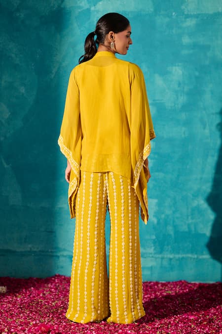 Meenal Paraswani Chikankari Embroidered Kaftan & Pant Set 