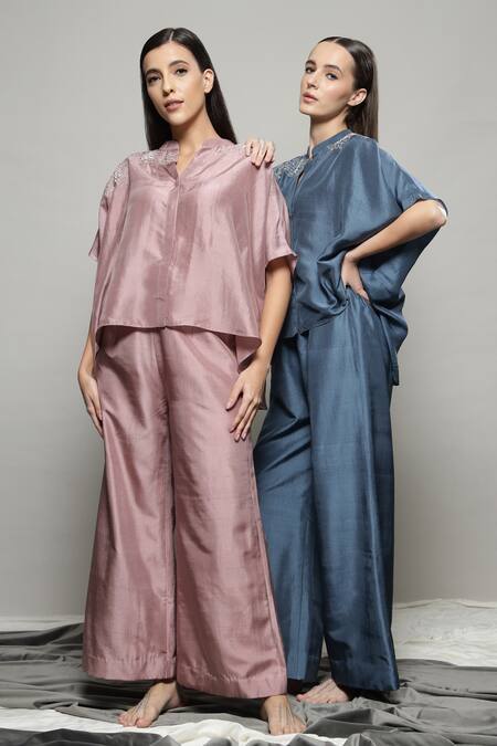 Sakshi Khetterpal_Gray Silk, Linen Embroidery Split V-neck Batwing Shirt And Pant Set _at_Aza_Fashions