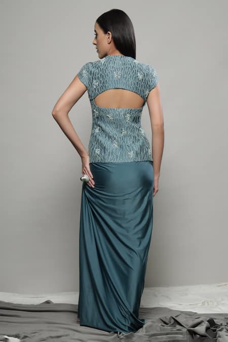 Shop Sakshi Khetterpal Green Silk, Linen Beads Sweetheart Neck Embroidered Top And Skirt Set at Aza Fashions Shop_Sakshi Khetterpal_Green Silk, Linen Beads Sweetheart Neck Embroidered Top And Skirt Set _at_Aza_Fashions