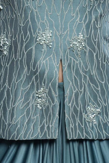 Sakshi Khetterpal Green Silk, Linen Beads Sweetheart Neck Embroidered Top And Skirt Set at Aza Fashions Sakshi Khetterpal_Green Silk, Linen Beads Sweetheart Neck Embroidered Top And Skirt Set _at_Aza_Fashions