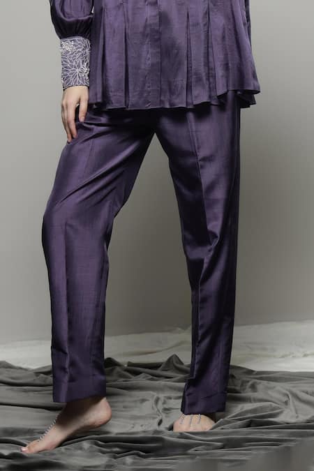 Sakshi Khetterpal_Purple Silk, Linen Embroidery Collared Floral Shirt And Pant Set _at_Aza_Fashions