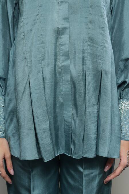 Buy_Sakshi Khetterpal_Green Silk, Linen Embroidery Collared Floral Shirt And Pant Set _Online_at_Aza_Fashions