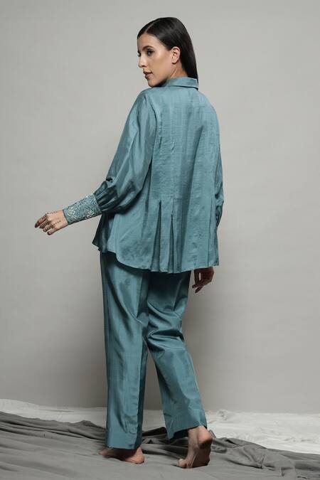 Sakshi Khetterpal_Green Silk, Linen Embroidery Collared Floral Shirt And Pant Set _at_Aza_Fashions