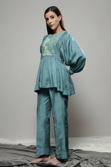 Sakshi Khetterpal Green Silk, Linen Beads Round Neck Floral Embroidered Top And Pant Set at Aza Fashions Sakshi Khetterpal_Green Silk, Linen Beads Round Neck Floral Embroidered Top And Pant Set _at_Aza_Fashions