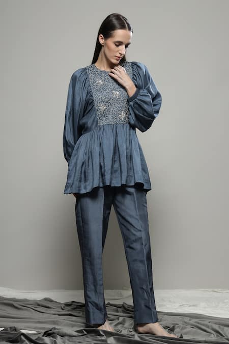 Sakshi Khetterpal Gray Silk Embroidery Round Neck Floral Yoke Top And Pant Set at Aza Fashions Sakshi Khetterpal_Gray Silk Embroidery Round Neck Floral Yoke Top And Pant Set _at_Aza_Fashions