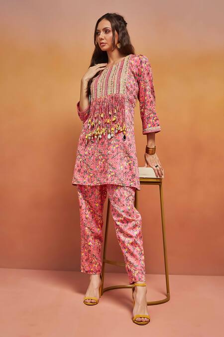 Shikha Malik_Pink Satin Mirrors Round Neck Floral Handblock Print Kurta And Pant Set _Online_at_Aza_Fashions