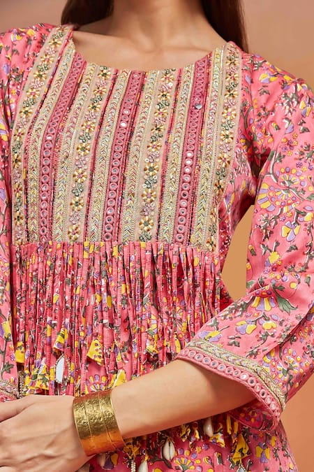 Shikha Malik_Pink Satin Mirrors Round Neck Floral Handblock Print Kurta And Pant Set _at_Aza_Fashions