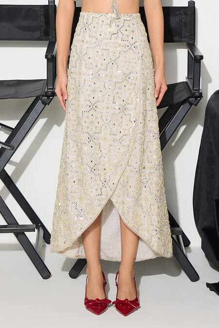 Twenty Nine Silver Tulle Pearls, Beads, Mirrors Plunge Neck Embroidered Cape And Skirt Set at Aza Fashions Twenty Nine_Silver Tulle Pearls, Beads, Mirrors Plunge Neck Embroidered Cape And Skirt Set _at_Aza_Fashions