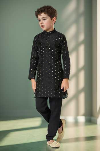 Shop Petite Pomme Black Chanderi, Linen Zari Butta Kurta Set Shop_Petite Pomme_Black Chanderi, Linen Zari Butta Kurta Set