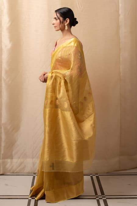 Priyanka Raajiv_Gold Silk, Chanderi Embroidery Stripe Geometric Saree _Online_at_Aza_Fashions