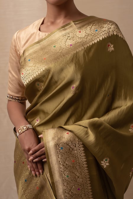 Buy Priyanka Raajiv Green Silk Embroidery Heera Floral Meenakari Butti Saree Online at Aza Fashions Buy_Priyanka Raajiv_Green Silk Embroidery Heera Floral Meenakari Butti Saree _Online_at_Aza_Fashions