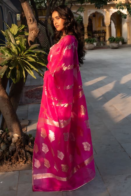 Priyanka Raajiv_Pink Silk Embroidery Floral Jaal Banarasi Saree _Online_at_Aza_Fashions