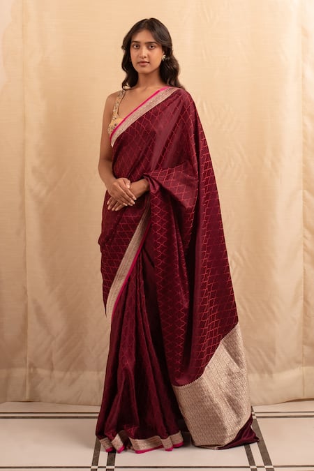 Priyanka Raajiv Manikya Mughal Jaali Pattern Saree With Running Blouse 