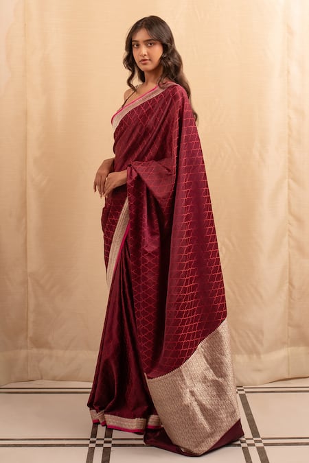 Priyanka Raajiv Burgundy Silk Embroidery Mughal Jaali Banarasi Saree Online at Aza Fashions Priyanka Raajiv_Burgundy Silk Embroidery Mughal Jaali Banarasi Saree _Online_at_Aza_Fashions