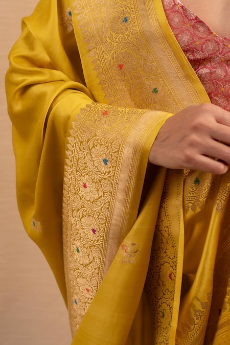 Buy Priyanka Raajiv Yellow Silk Embroidery Heera Meenakari Woven Saree Online at Aza Fashions Buy_Priyanka Raajiv_Yellow Silk Embroidery Heera Meenakari Woven Saree _Online_at_Aza_Fashions