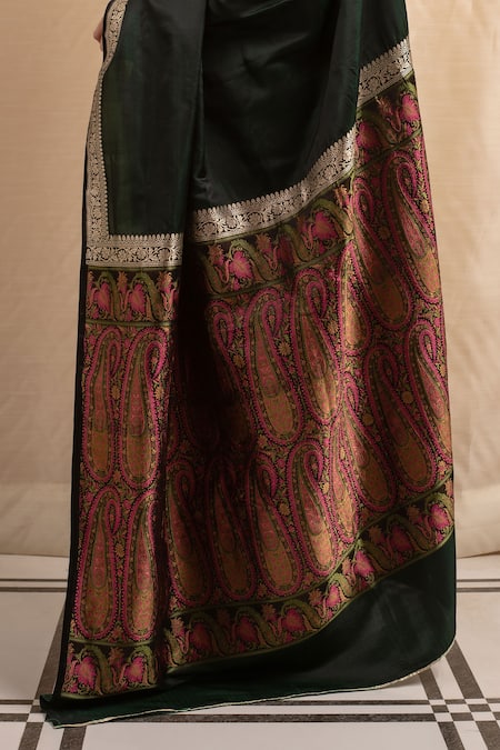 Shop Priyanka Raajiv Green Silk Embroidery Deep Banarasi Paisley Saree Online at Aza Fashions Shop_Priyanka Raajiv_Green Silk Embroidery Deep Banarasi Paisley Saree _Online_at_Aza_Fashions
