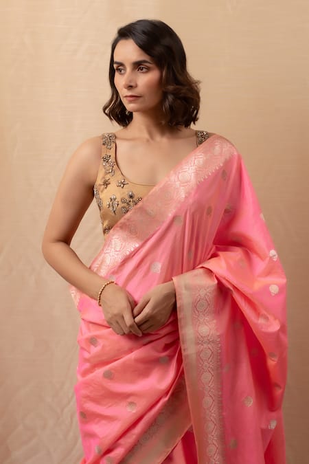 Priyanka Raajiv Pink Silk, Brocade Embroidery Floral Woven Banarasi Saree Online at Aza Fashions Priyanka Raajiv_Pink Silk, Brocade Embroidery Floral Woven Banarasi Saree _Online_at_Aza_Fashions
