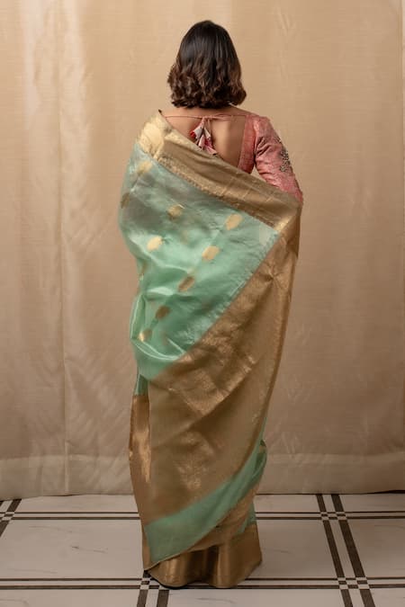 Shop Priyanka Raajiv Green Silk, Chanderi Foil Printing Paisley Buti Saree With Blouse at Aza Fashions Shop_Priyanka Raajiv_Green Silk, Chanderi Foil Printing Paisley Buti Saree With Blouse _at_Aza_Fashions